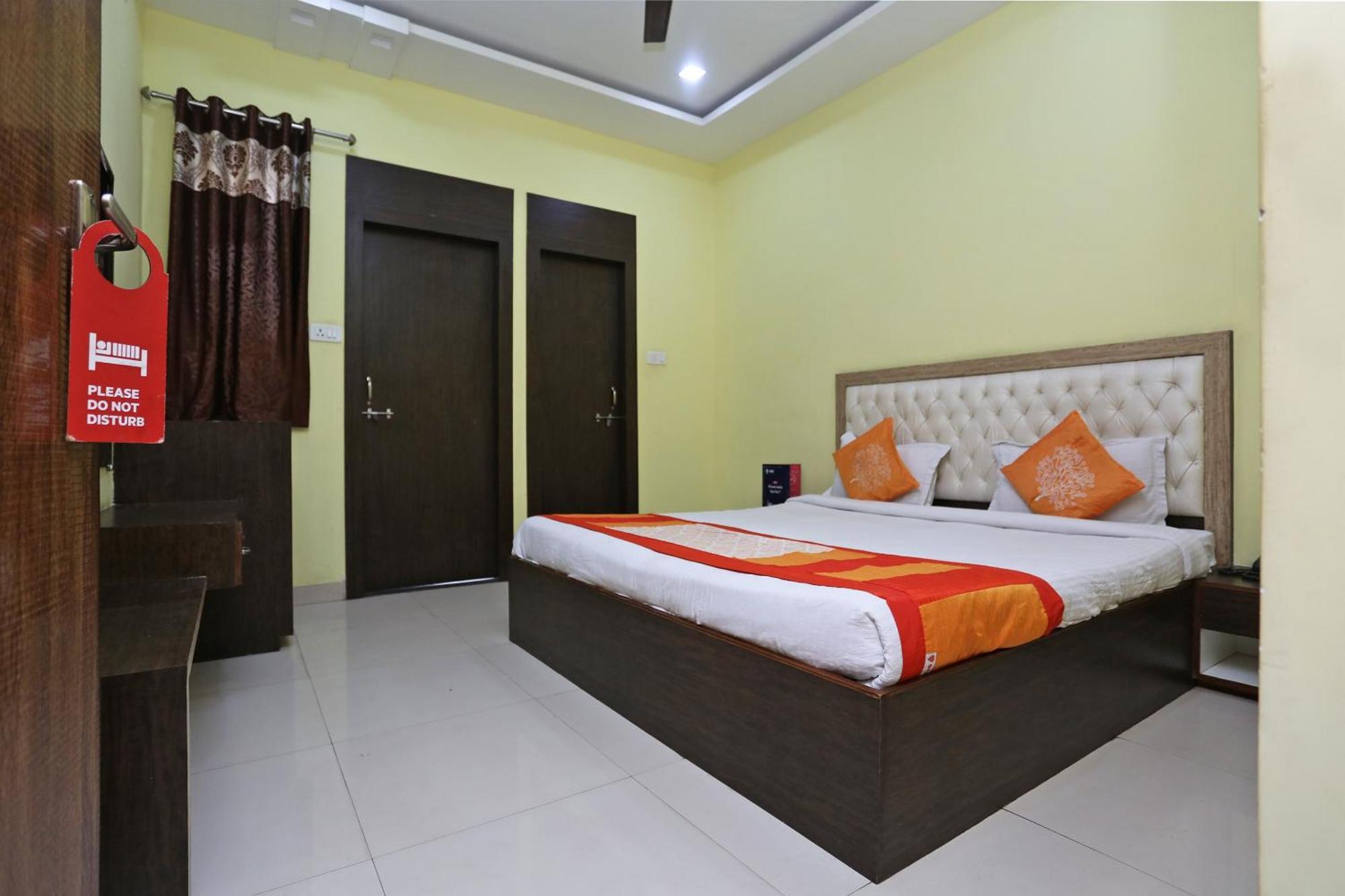 Collection O Hotel Pearl Rāipur Exteriér fotografie